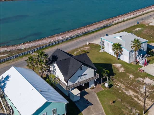 531 Bayshore Dr, Ingleside, TX 78362