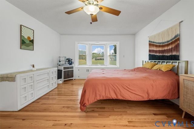 11323 Uhrich Ln, North Prince George, VA 23860