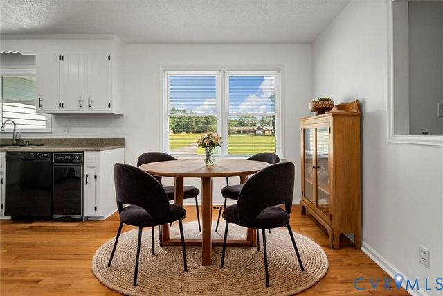 11323 Uhrich Ln, North Prince George, VA 23860