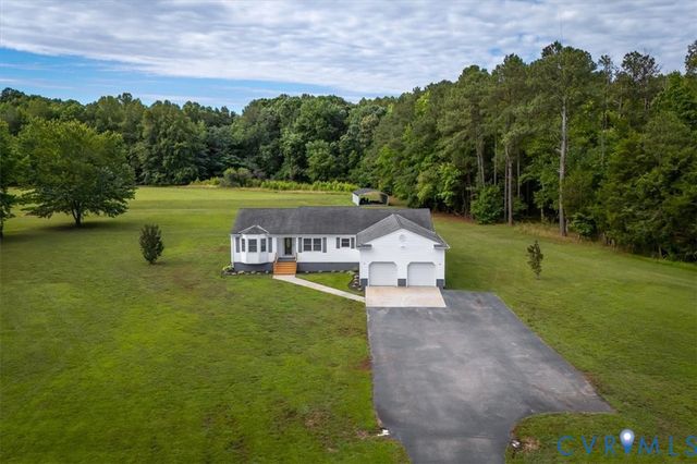 11323 Uhrich Ln, North Prince George, VA 23860