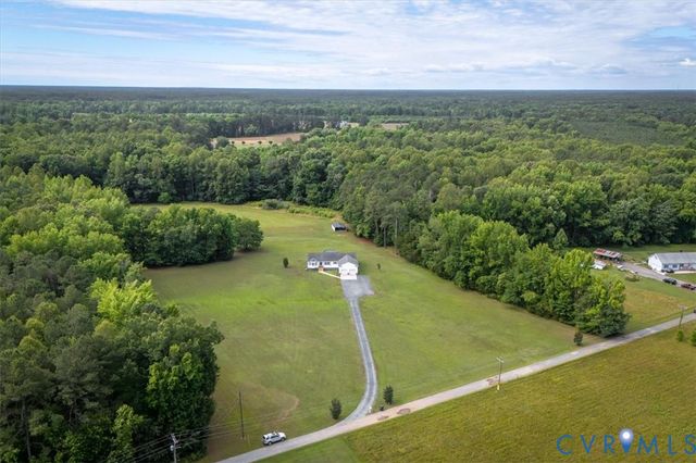 11323 Uhrich Ln, North Prince George, VA 23860