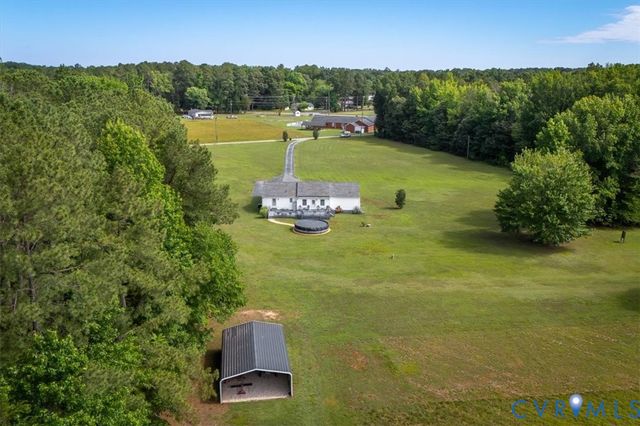 11323 Uhrich Ln, North Prince George, VA 23860