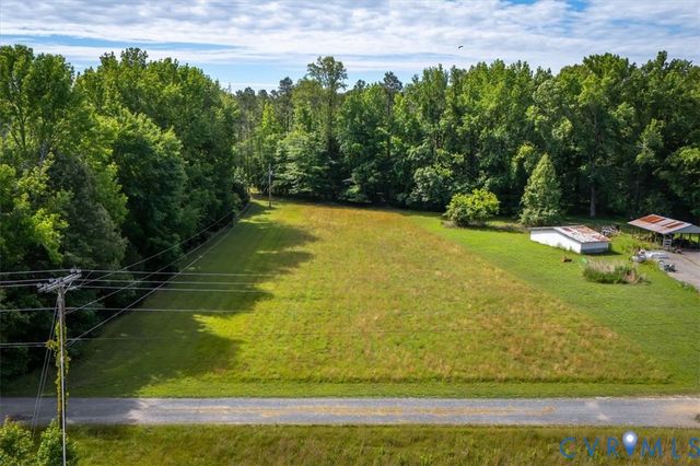 11323 Uhrich Ln, North Prince George, VA 23860