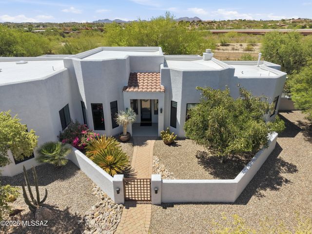 109 E Loch Lomond Place, Oro Valley, AZ 85737