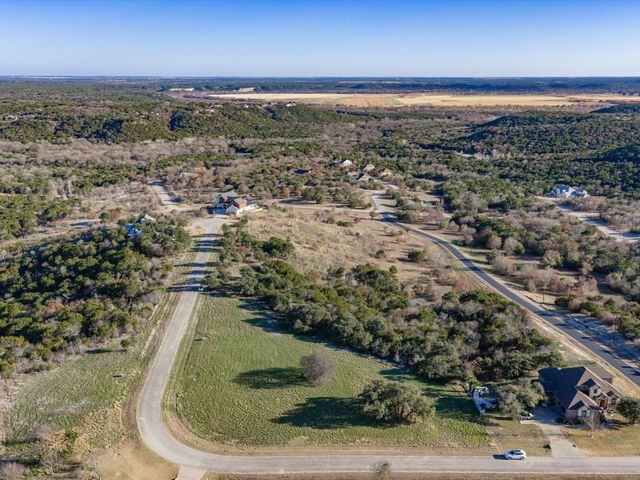 8524 Crichton Court, Cleburne, TX 76033
