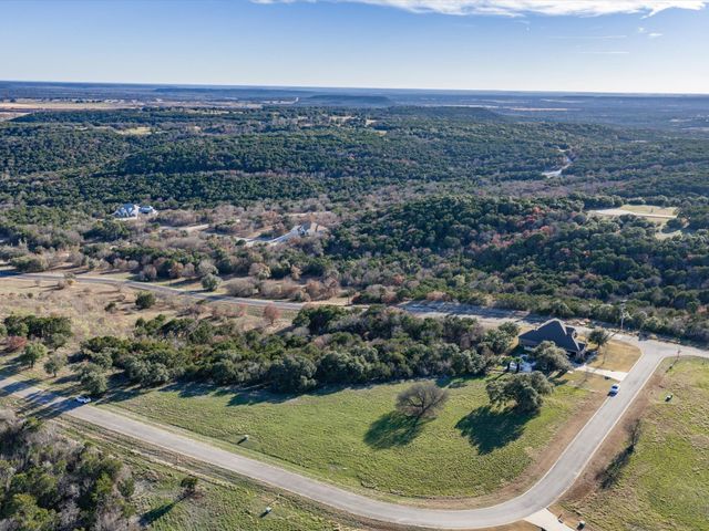 8524 Crichton Court, Cleburne, TX 76033