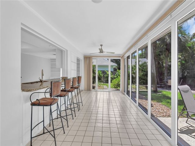 1425 Treasure Cove Lane, Vero Beach, FL 32963