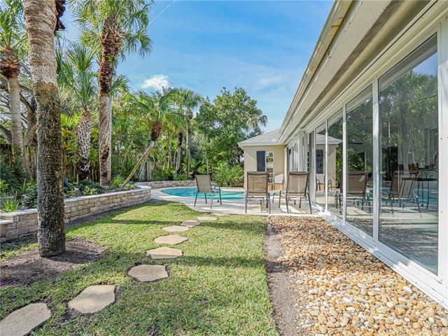 1425 Treasure Cove Lane, Vero Beach, FL 32963