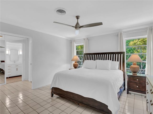 1425 Treasure Cove Lane, Vero Beach, FL 32963