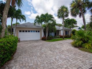 1425 Treasure Cove Lane, Vero Beach, FL 32963