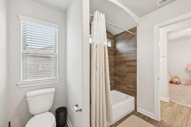 2406 Harborwood Court, Texas City, TX 77568