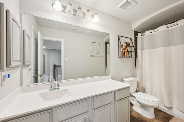 2406 Harborwood Court, Texas City, TX 77568