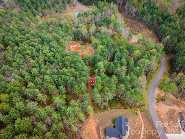 3175 Peninsula Pointe Drive NW, Valdese, NC 28690