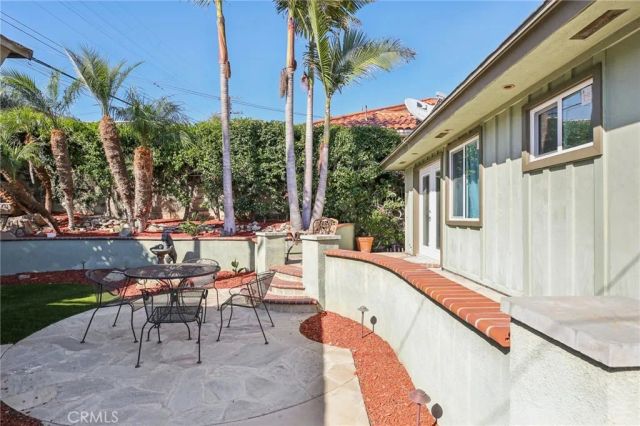 367 Ultimo, Long Beach, CA 90814