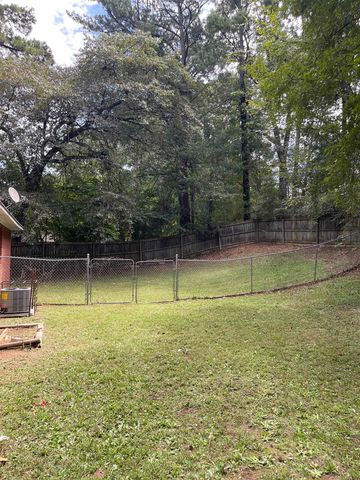 44 Armstead Drive, Stockbridge, GA 30281