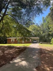 44 Armstead Drive, Stockbridge, GA 30281