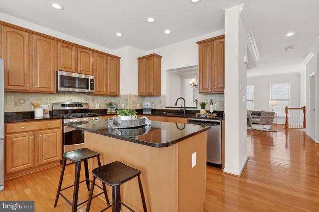 9144 FUREY RD, Lorton, VA 22079