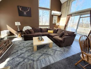 136 Summit Drive, Campton, NH 03223