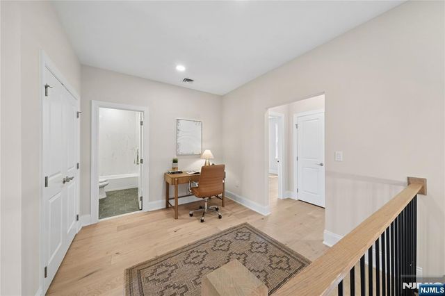 21 Muirfield Lane, River Vale, NJ 07675
