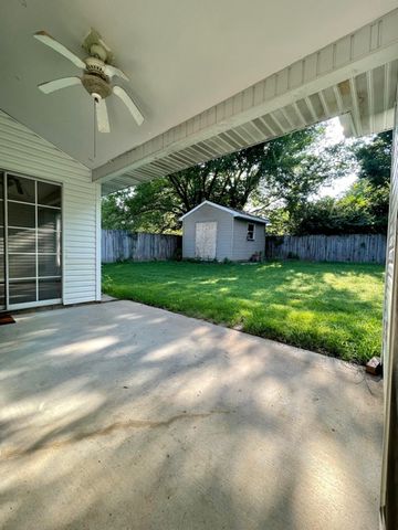 1456 N Timberline Drive, Fayetteville, AR 72704