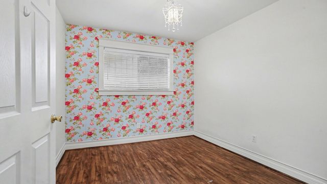 1011 Birnham Woods Boulevard, Pasadena, TX 77503