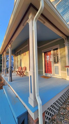 131 SW Clay ST, Topeka, KS 66606