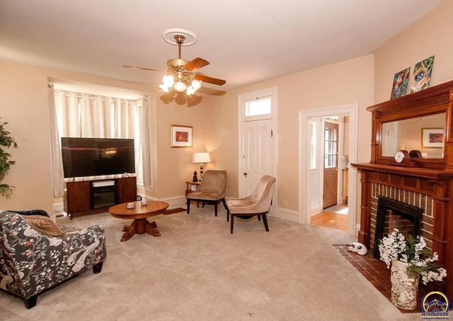 131 SW Clay ST, Topeka, KS 66606