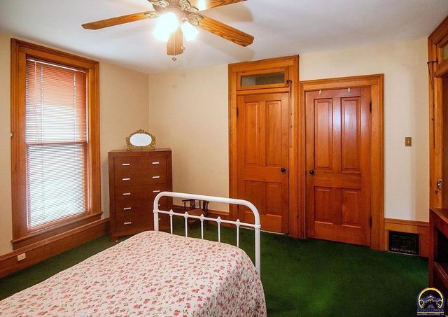 131 SW Clay ST, Topeka, KS 66606