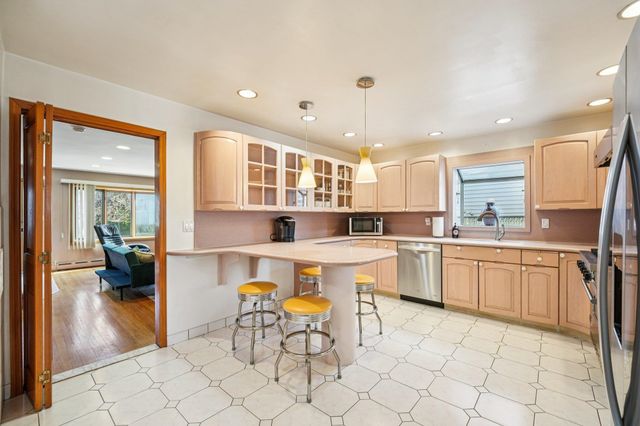 151 ARLINGTON BLVD, North Arlington, NJ 07031