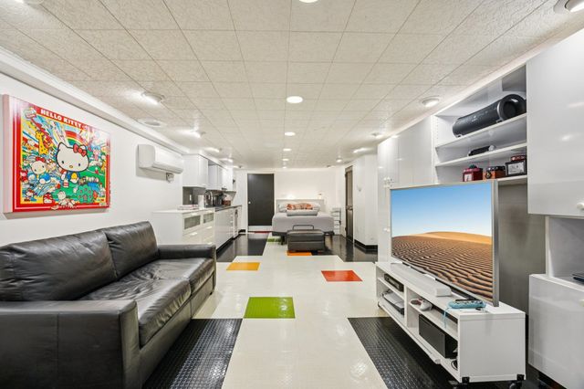 151 ARLINGTON BLVD, North Arlington, NJ 07031