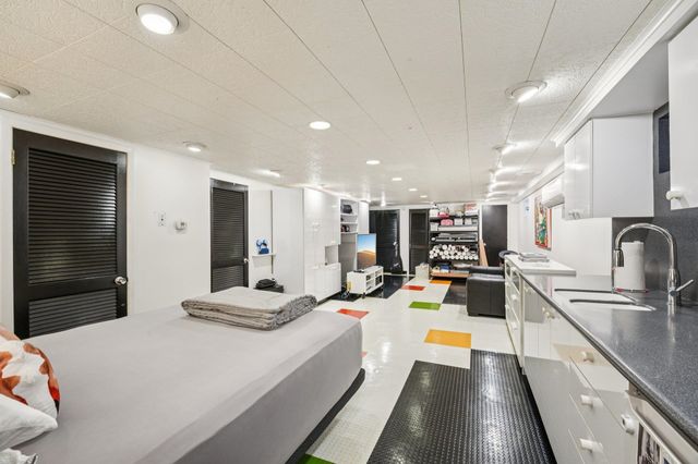 151 ARLINGTON BLVD, North Arlington, NJ 07031