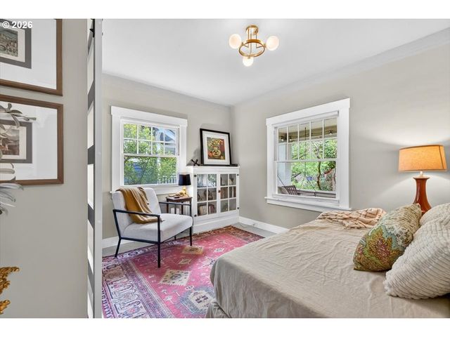 1205 Se MARION St, Portland, OR 97202