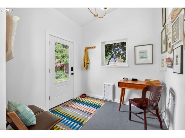 1205 Se MARION St, Portland, OR 97202