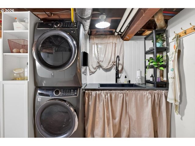 1205 Se MARION St, Portland, OR 97202