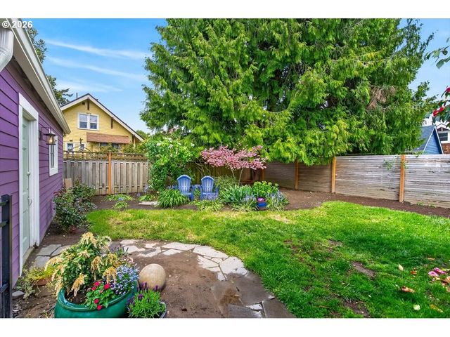 1205 Se MARION St, Portland, OR 97202