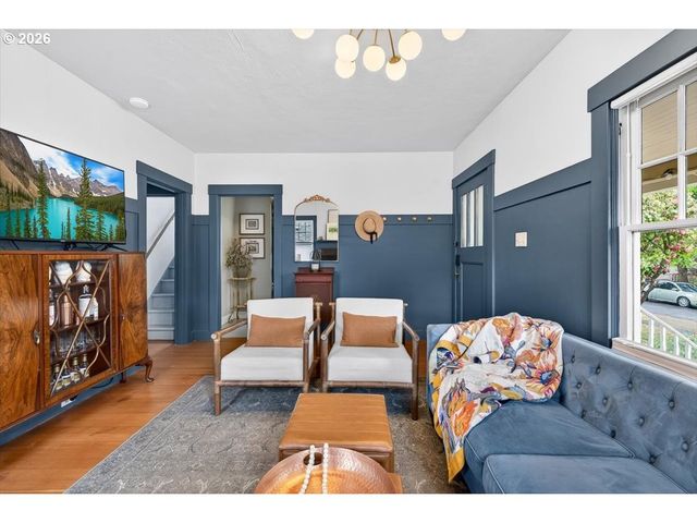 1205 Se MARION St, Portland, OR 97202