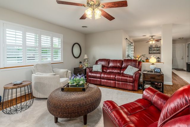 2717 Carnoustie Drive, Marion, IL 62959
