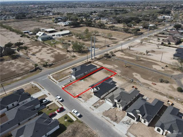 2805 N Alyna Avenue, Edinburg, TX 78541
