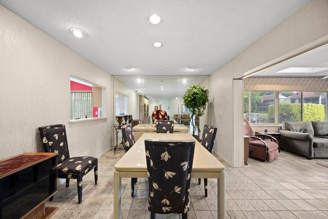 5860 Forest Grove Drive 1, Boynton Beach, FL 33437