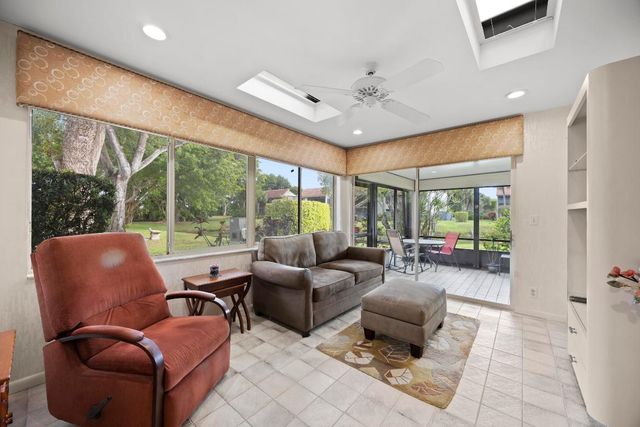 5860 Forest Grove Drive 1, Boynton Beach, FL 33437