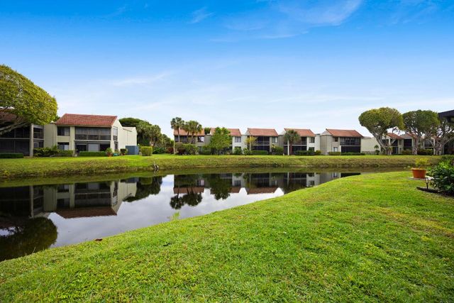 5860 Forest Grove Drive 1, Boynton Beach, FL 33437