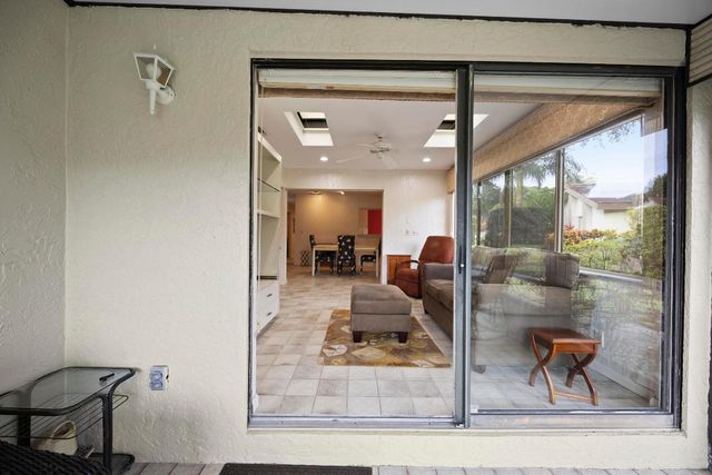 5860 Forest Grove Drive 1, Boynton Beach, FL 33437