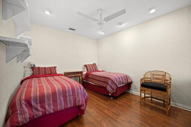 5860 Forest Grove Drive 1, Boynton Beach, FL 33437