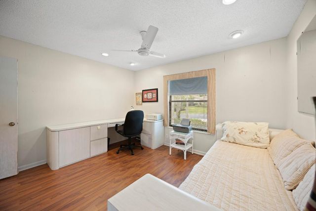 5860 Forest Grove Drive 1, Boynton Beach, FL 33437