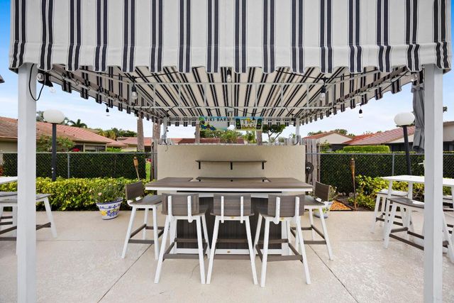 5860 Forest Grove Drive 1, Boynton Beach, FL 33437