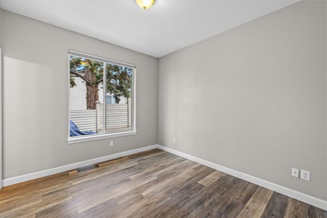 1331 NE Butler Market Road, Bend, OR 97701