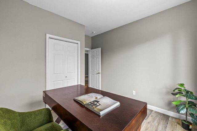 1331 NE Butler Market Road, Bend, OR 97701