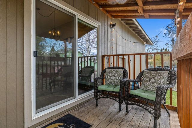 1331 NE Butler Market Road, Bend, OR 97701