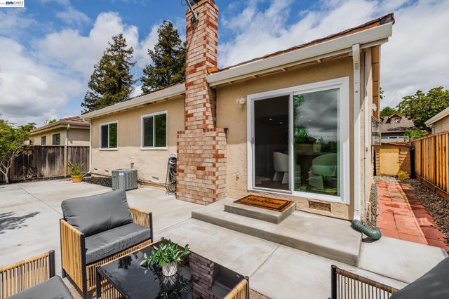 507 Alexander Way, Milpitas, CA 95035