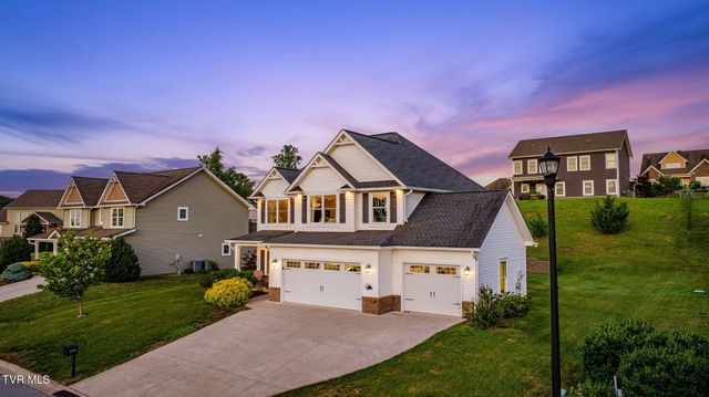 2572 Bridgeforth Crossing, Kingsport, TN 37660